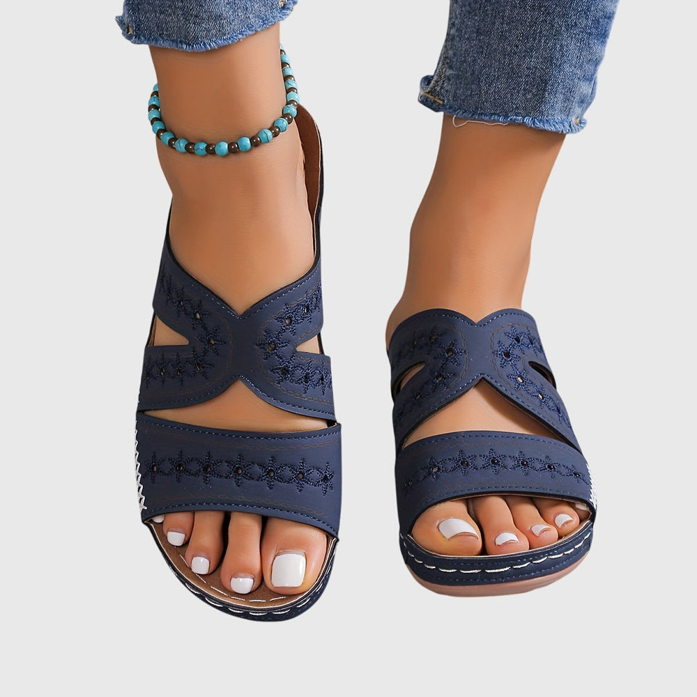 Noëlle | Lightweight Sandals