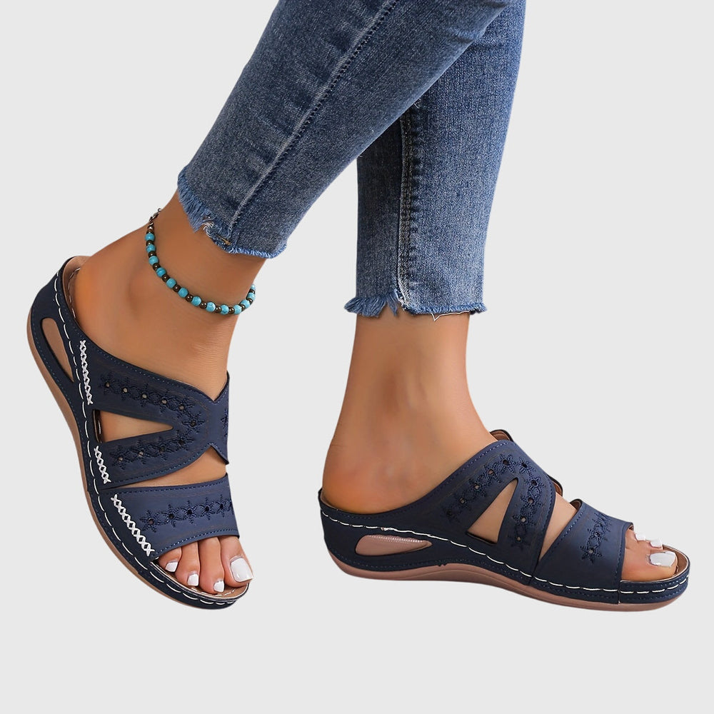 Noëlle | Lightweight Sandals