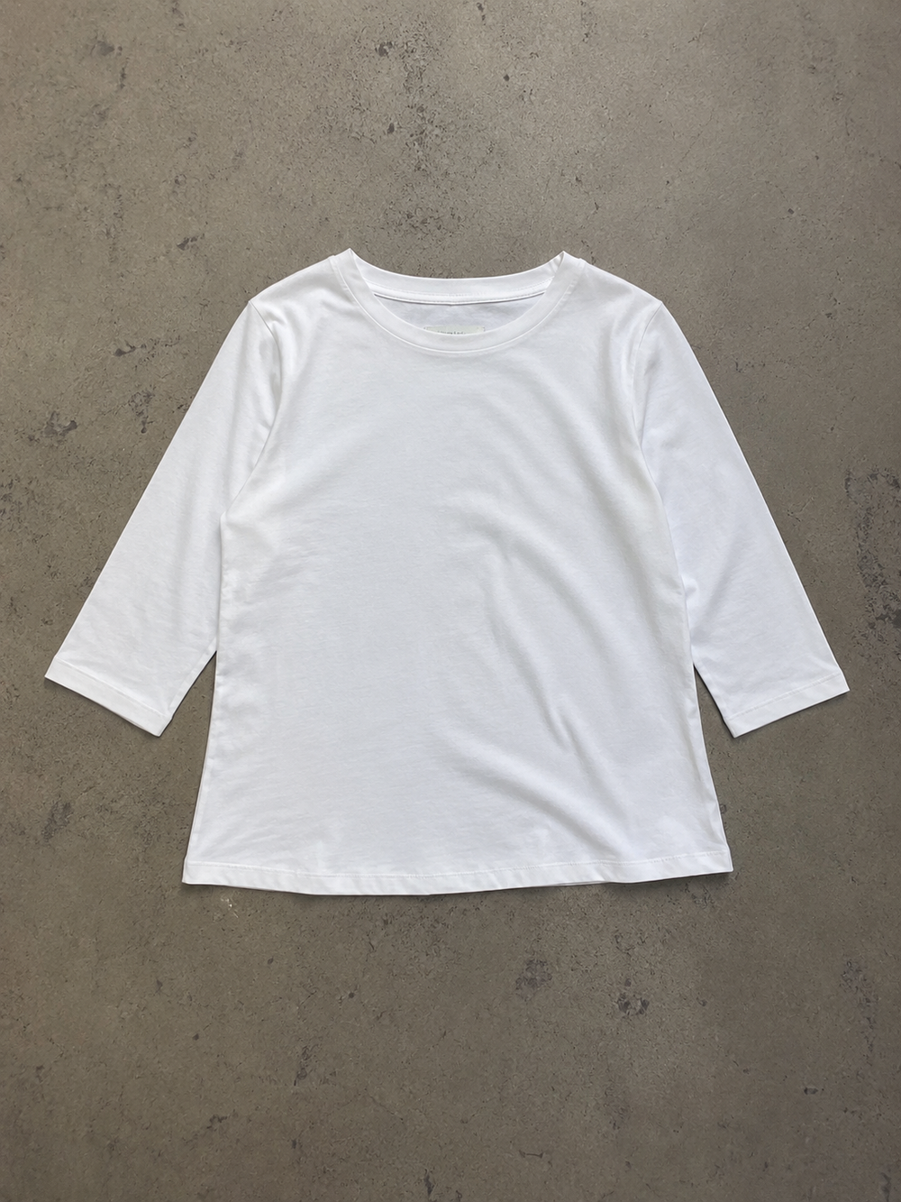 Calvera | Essential Comfort Tee