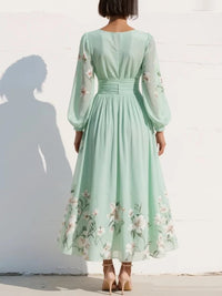 Cisella | Light Green Floral Midi Dress