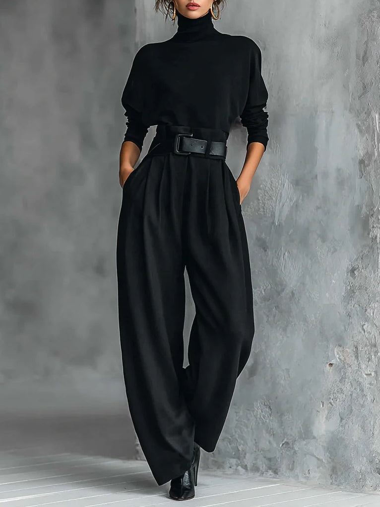 Lisa™ | 2-piece black set with belt