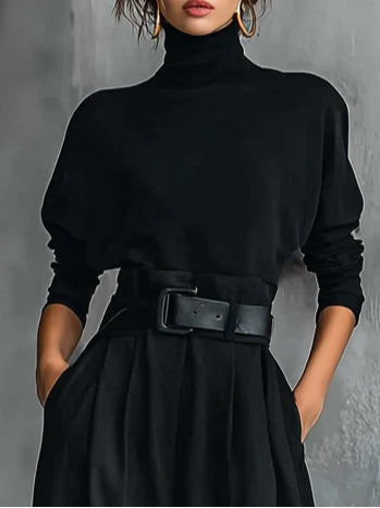 Lisa™ | 2-piece black set with belt