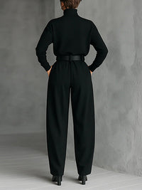 Lisa™ | 2-piece black set with belt