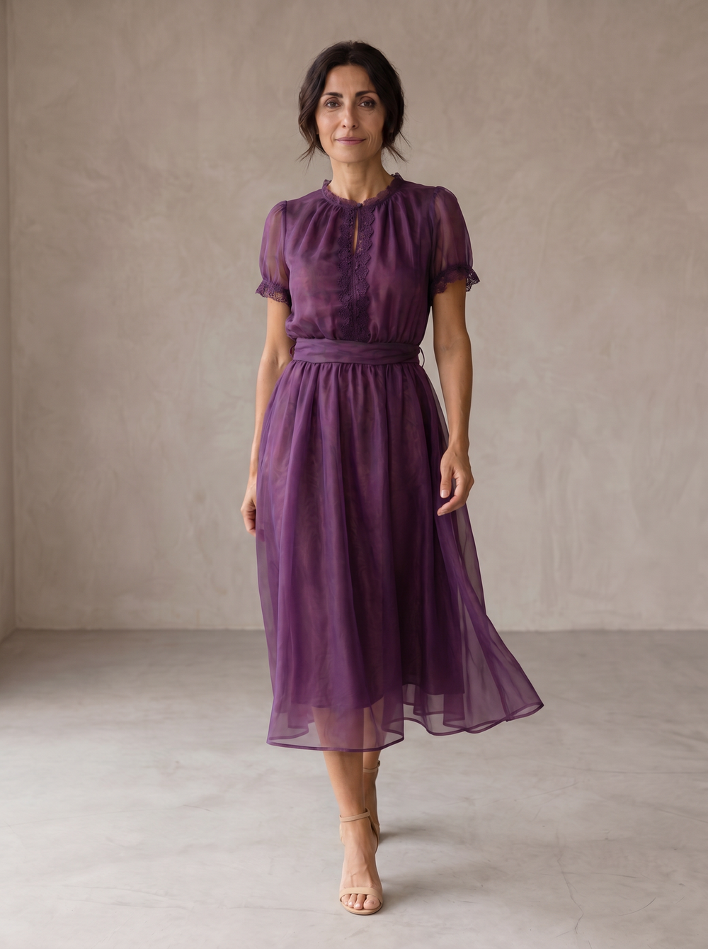 Flavia | Maxi Dress with Drop Neckline and Chiffon Lace Trim