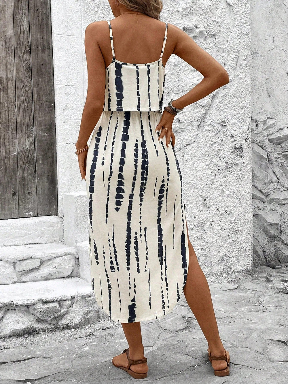 Luna | Midi dress with thin straps