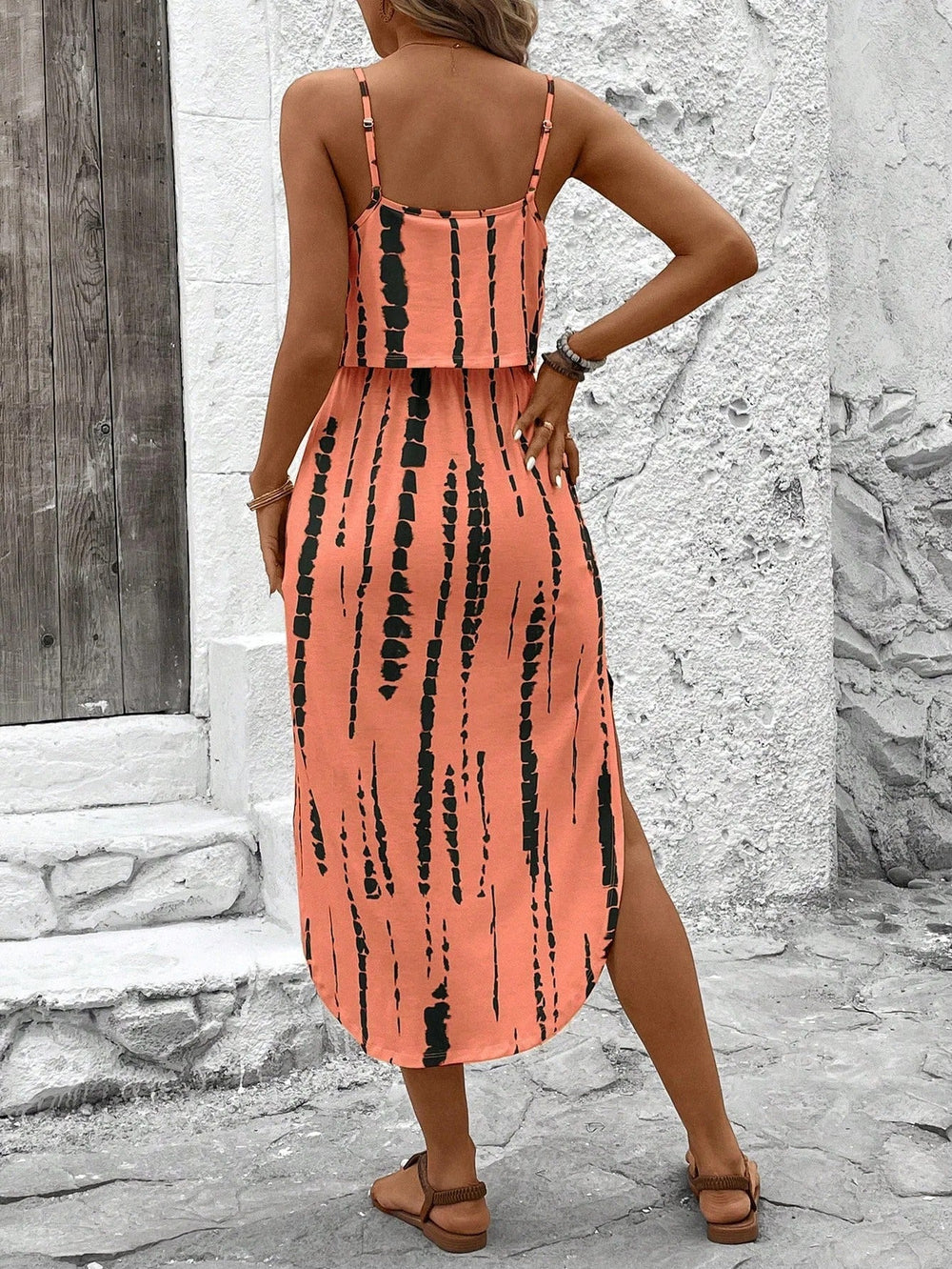 Luna | Midi dress with thin straps