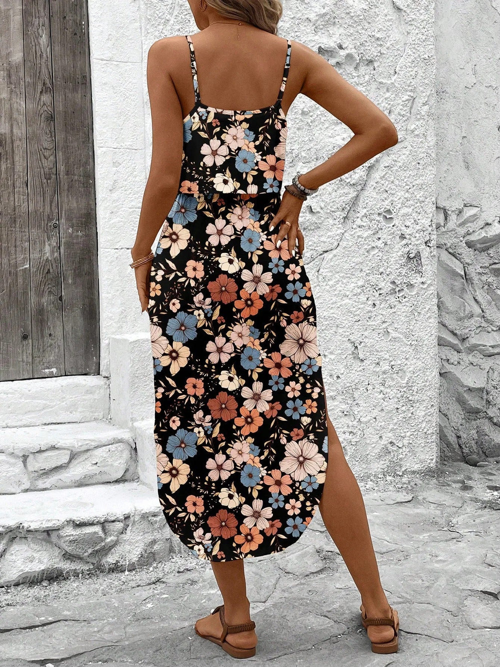 Luna | Midi dress with thin straps